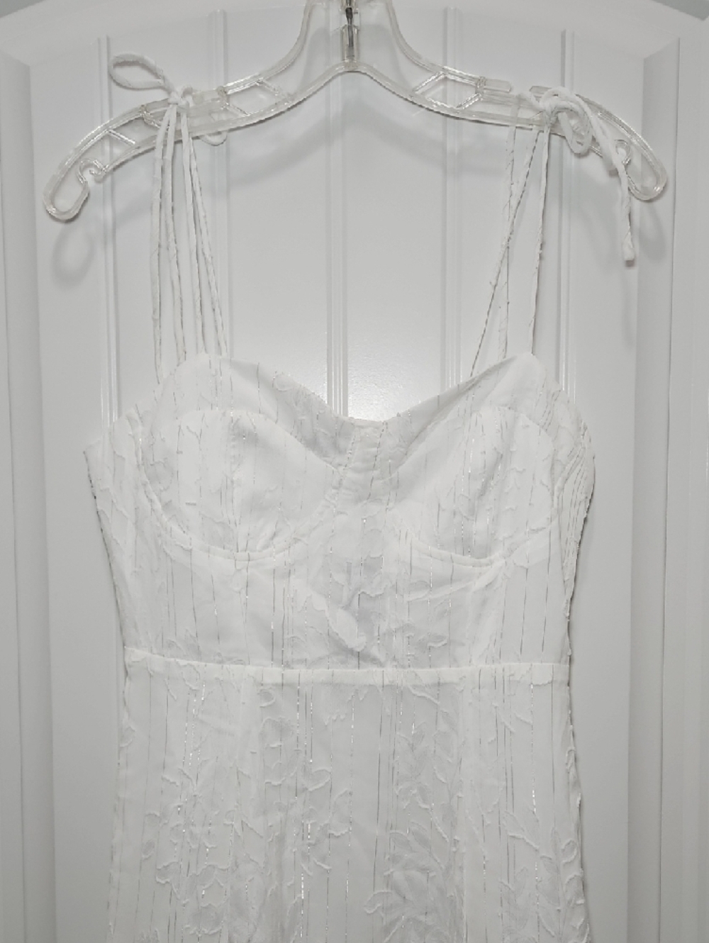 Lulus Loveliest Looks White Floral Jacquard Tie-Strap Midi Dress New Medium - Picture 3 of 12